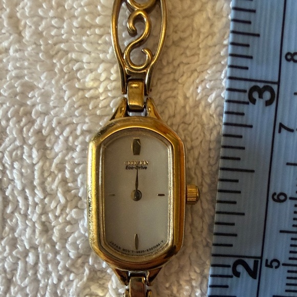 Citizen Womens Eco Drive Gold Plated Bracelet Watch - Picture 9 of 9